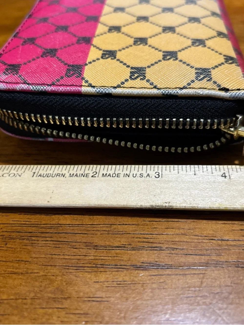 Steve Madden Patterned Zip Wallet - Picture 11 of 14